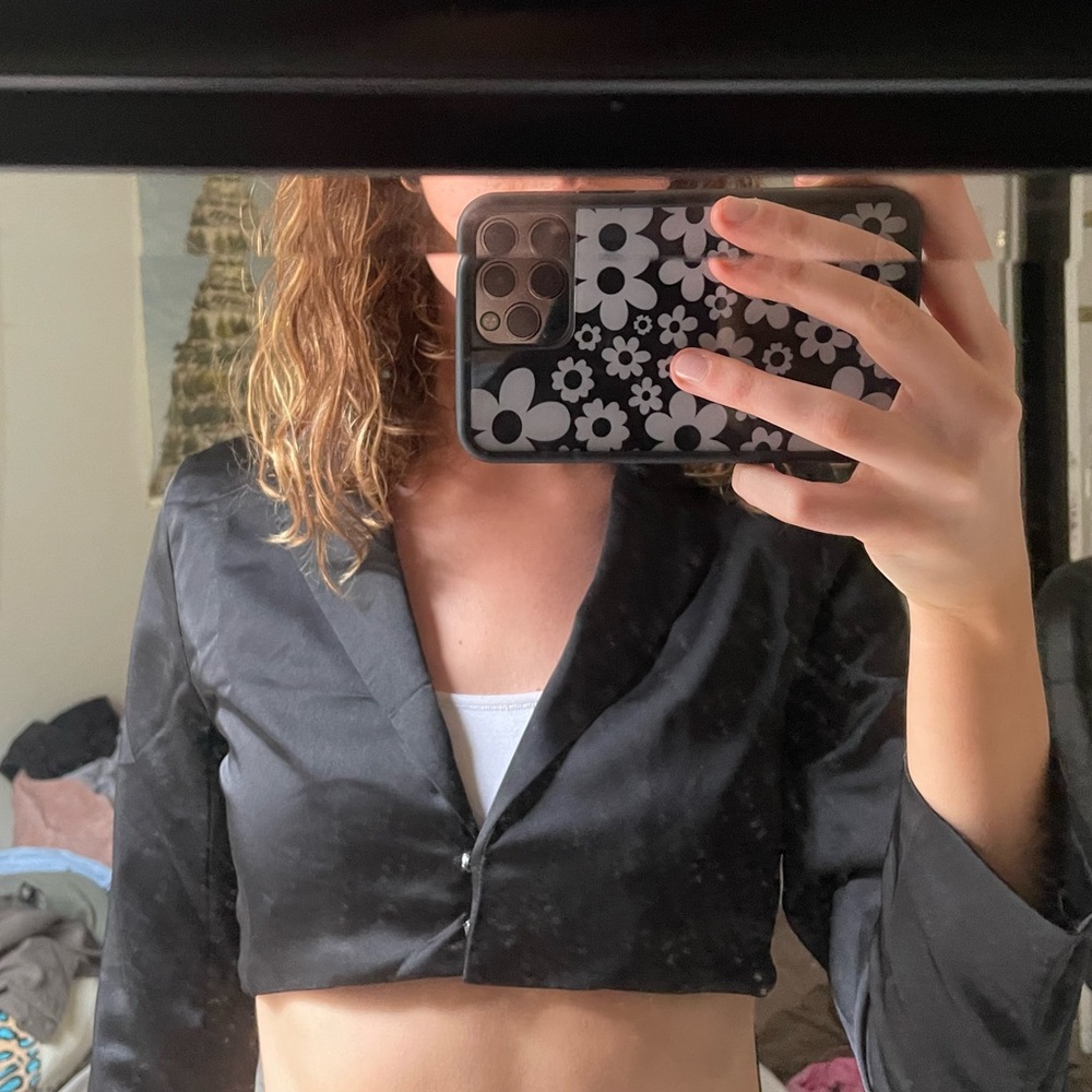 Cropped button down
